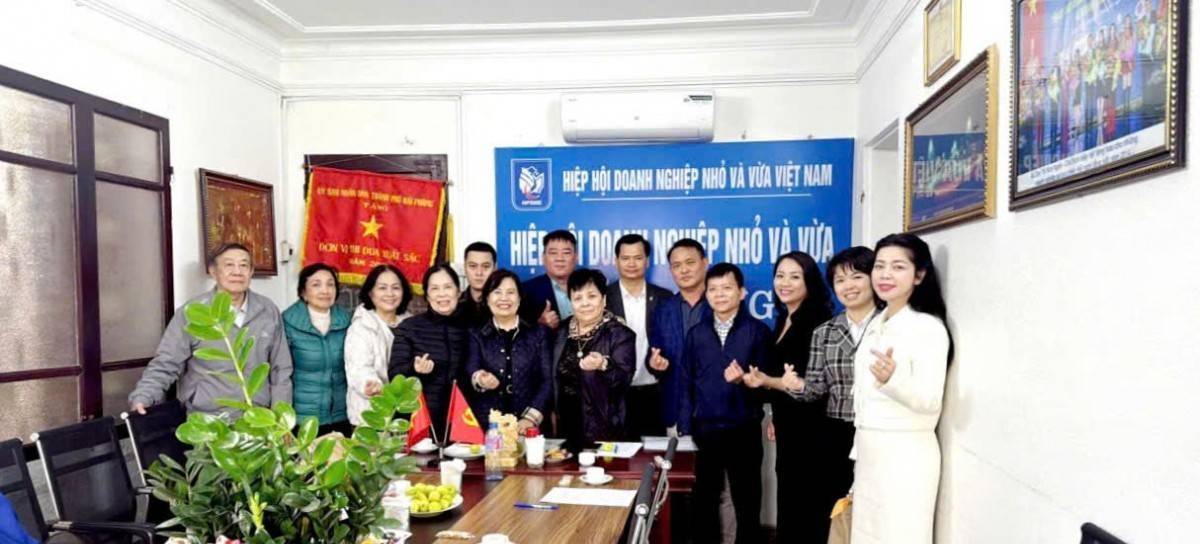 Hiệp hội Doanh nghiệp nhỏ và vừa TP Hải Phòng kết nạp 6 hội viên mới, tăng cường sức mạnh cộng đồng doanh nghiệp
