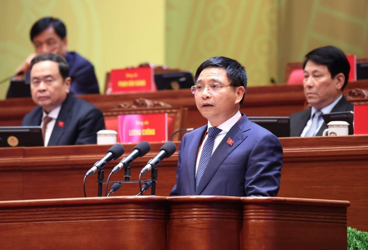 Bộ trưởng Bộ Tài chính Nguyễn Văn Thắng tham luận tại Đại hội.