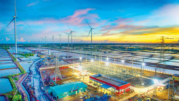 Ba trụ cột công nghiệp - năng lượng - thương mại kiến tạo nền tảng cho kỷ nguyên phát triển mới