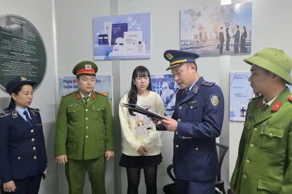 Quảng Ninh: Khởi tố nữ giám đốc điều hành xưởng sản xuất mỹ phẩm giả quy mô lớn