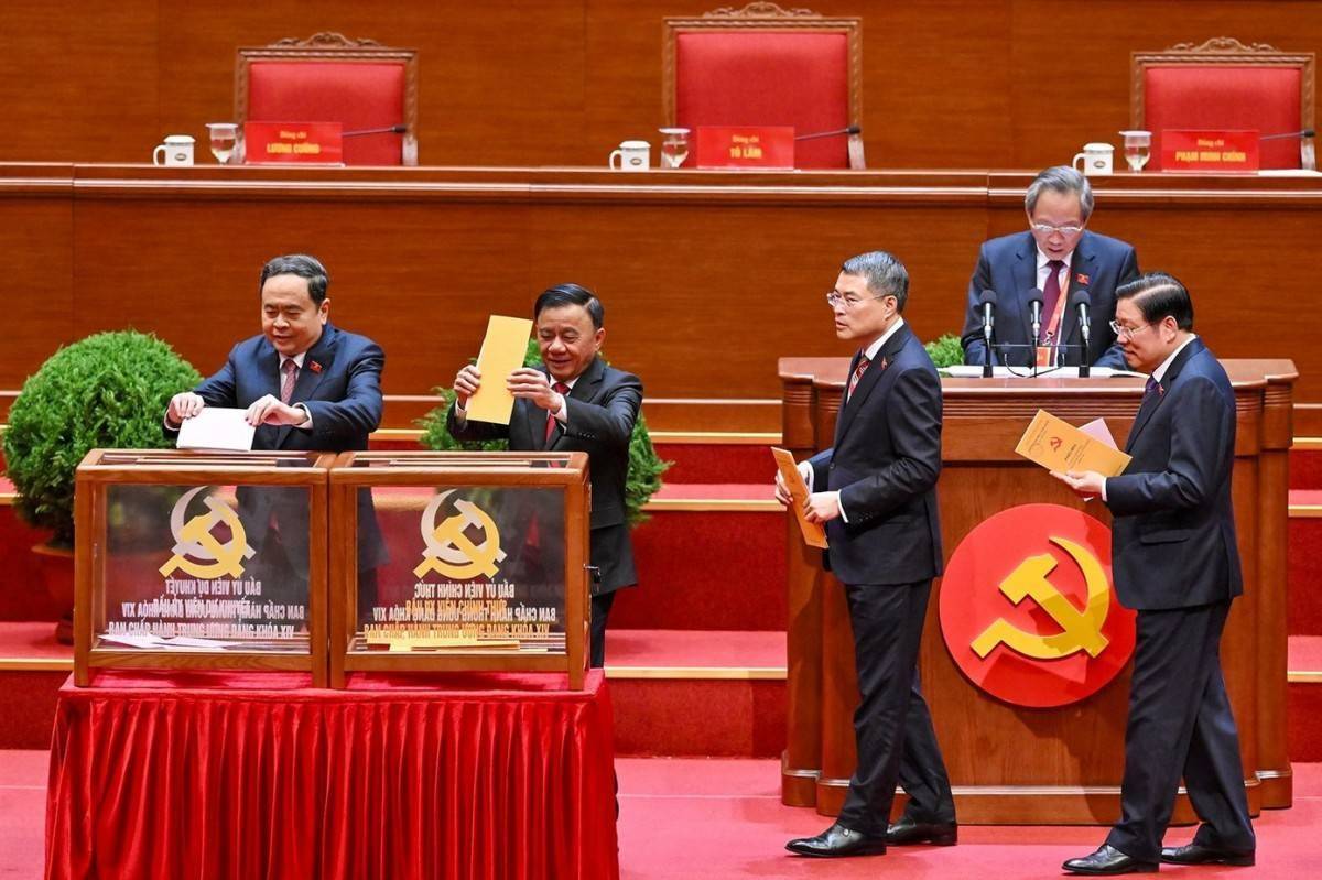 Danh sách 200 Ủy viên Trung ương Đảng khóa XIV được công bố