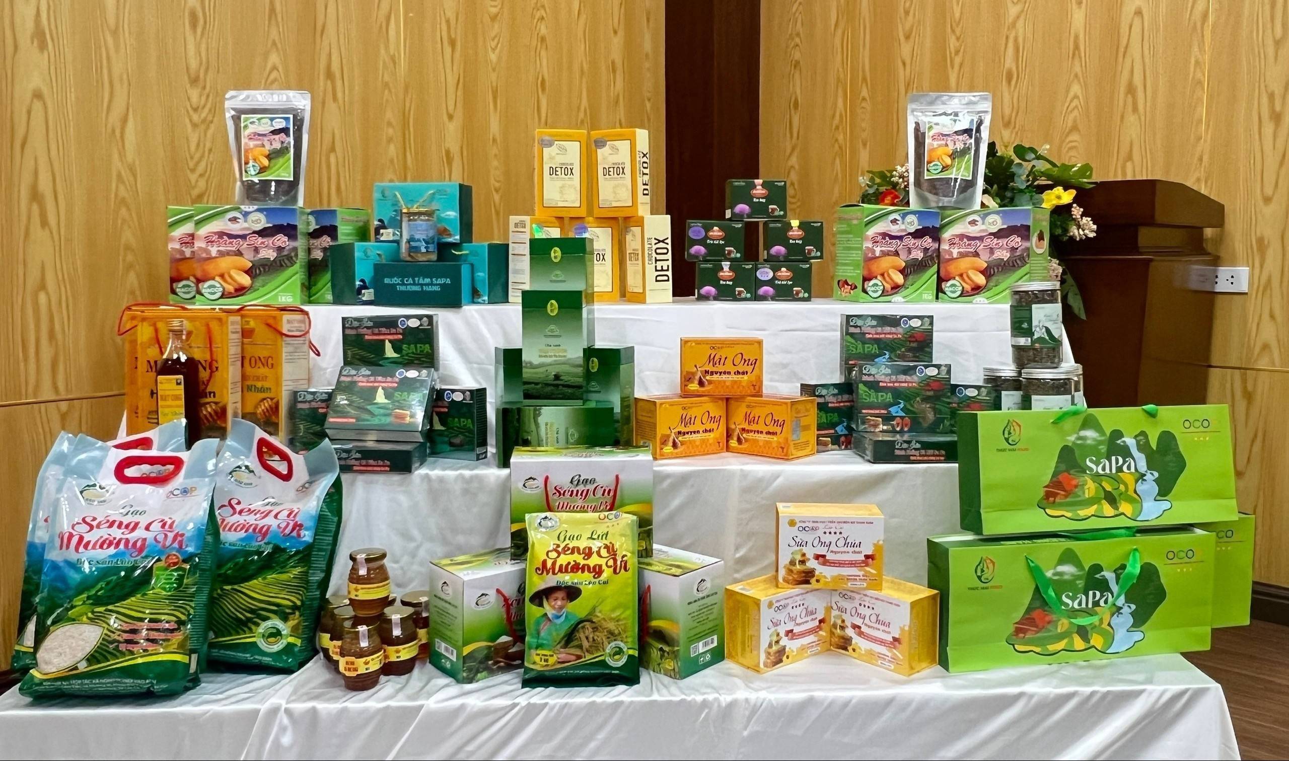 OCOP Lào Cai gắn nông thôn mới, thúc đẩy chuyển đổi số và kinh tế số nông thôn