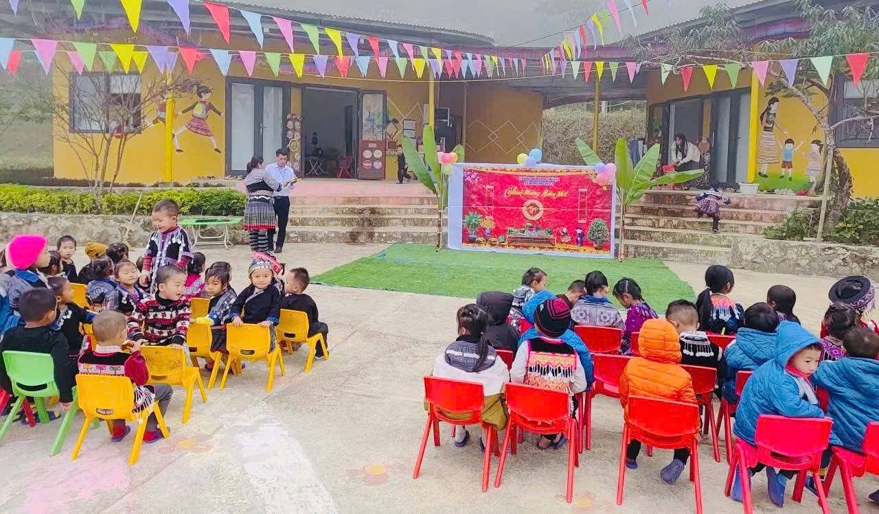 Tết về nơi rẻo cao: Ngày hội Xuân ấm áp của trẻ mầm non Kể Cả, xã Chế Tạo, Lào Cai