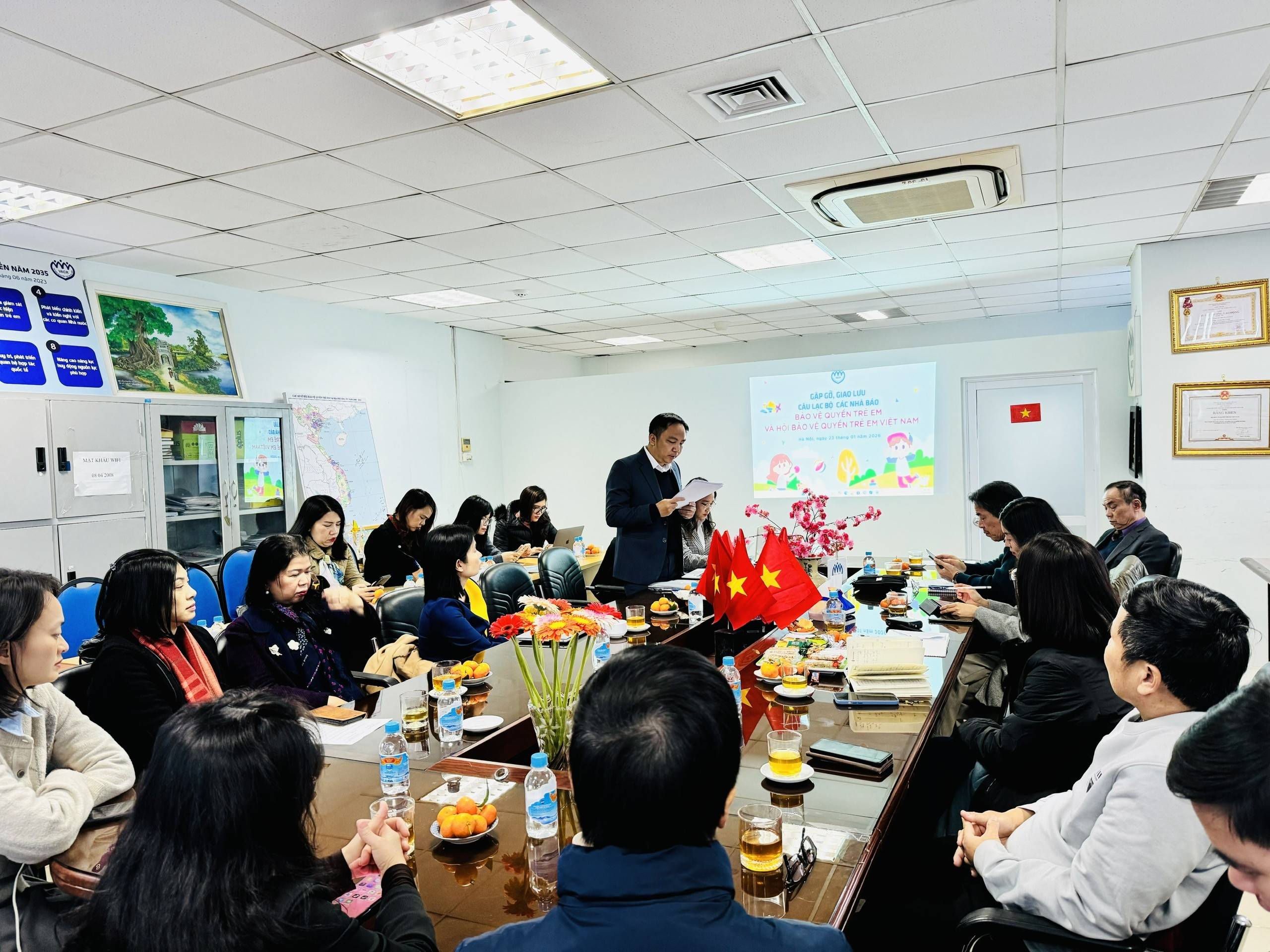 Quang cảnh chương trình gặp mặt