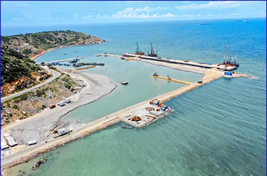 Đẩy nhanh tiến độ bến cảng 1B - Cảng biển tổng hợp Cà Ná, Khánh Hòa, sớm đi vào hoạt động