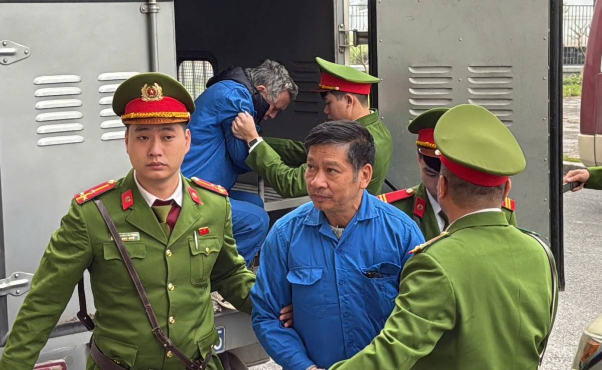 Xét xử cựu Chủ tịch, cựu Tổng Giám đốc VICEM trong vụ án gây thất thoát, lãng phí hơn 381 tỉ đồng