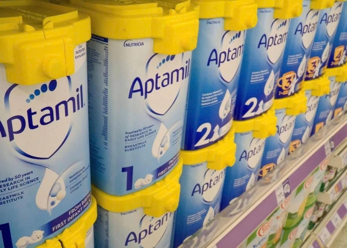Buộc gỡ bỏ sữa Aptamil nhiễm độc tố trên các sàn thương mại điện tử