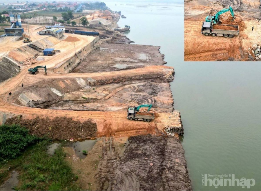 Đào Xá (Phú Thọ): Doanh nghiệp đổ thải sông Đà triển khai khắc phục hậu quả