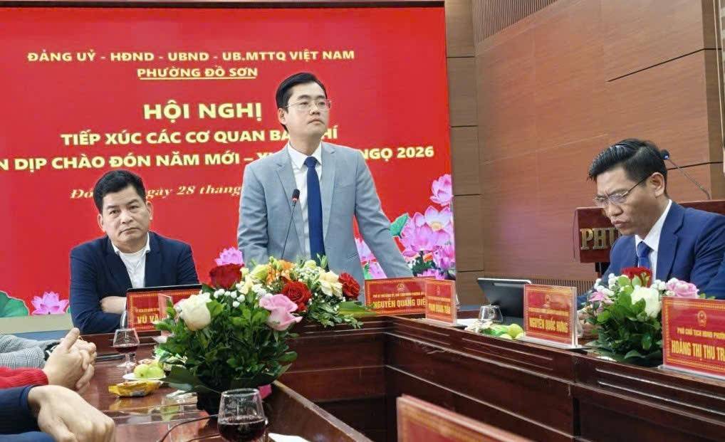 ông Nguyễn Quang Diện – Chủ tịch UBND phường Đồ Sơn phát biểu