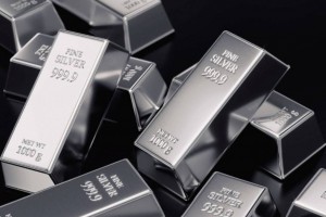 Có 50 triệu đồng, có nên đầu tư bạc lúc này?