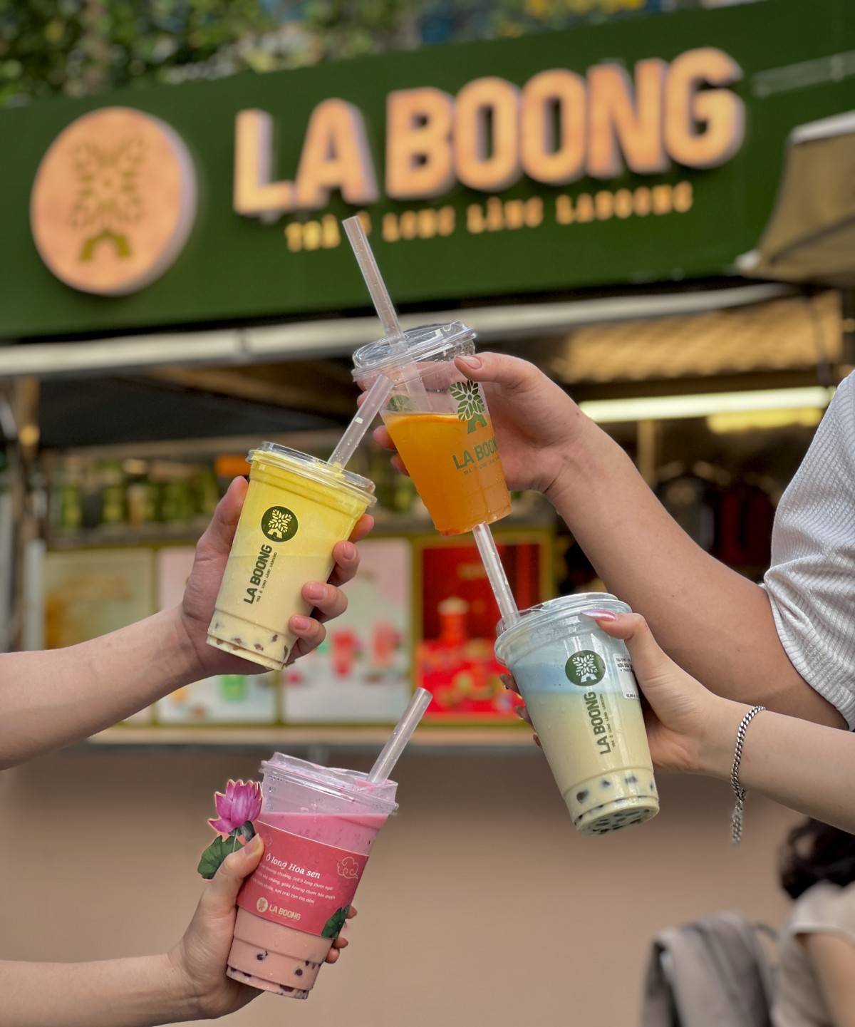 Trà sữa La Boong bị xử phạt vi phạm an toàn thực phẩm tại Hà Nội