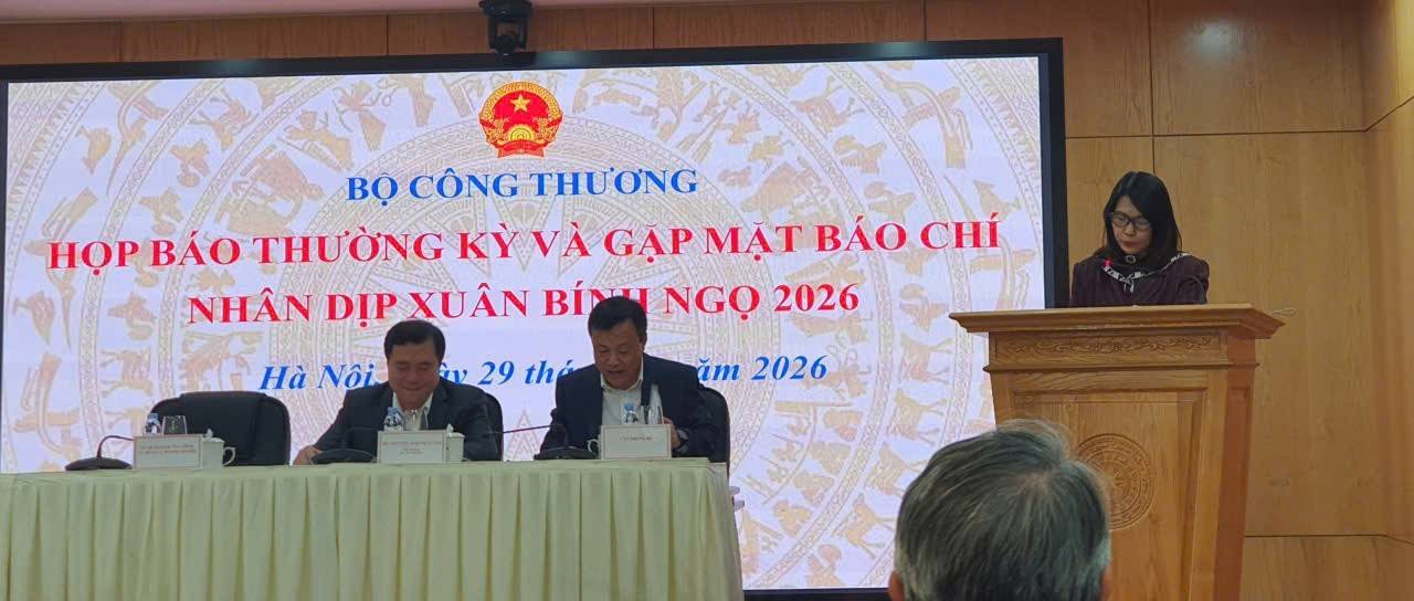 Bộ Công Thương công bố bức tranh công nghiệp, thương mại năm 2025 tại họp báo quý IV
