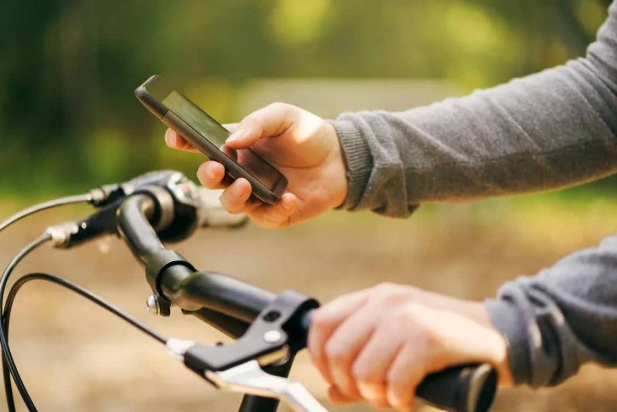 Google Maps chấm dứt cảnh “vừa đi vừa bấm” với trợ lý AI Gemini