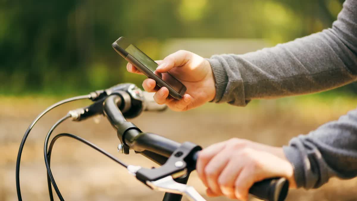 Google Maps chấm dứt cảnh “vừa đi vừa bấm” với trợ lý AI Gemini