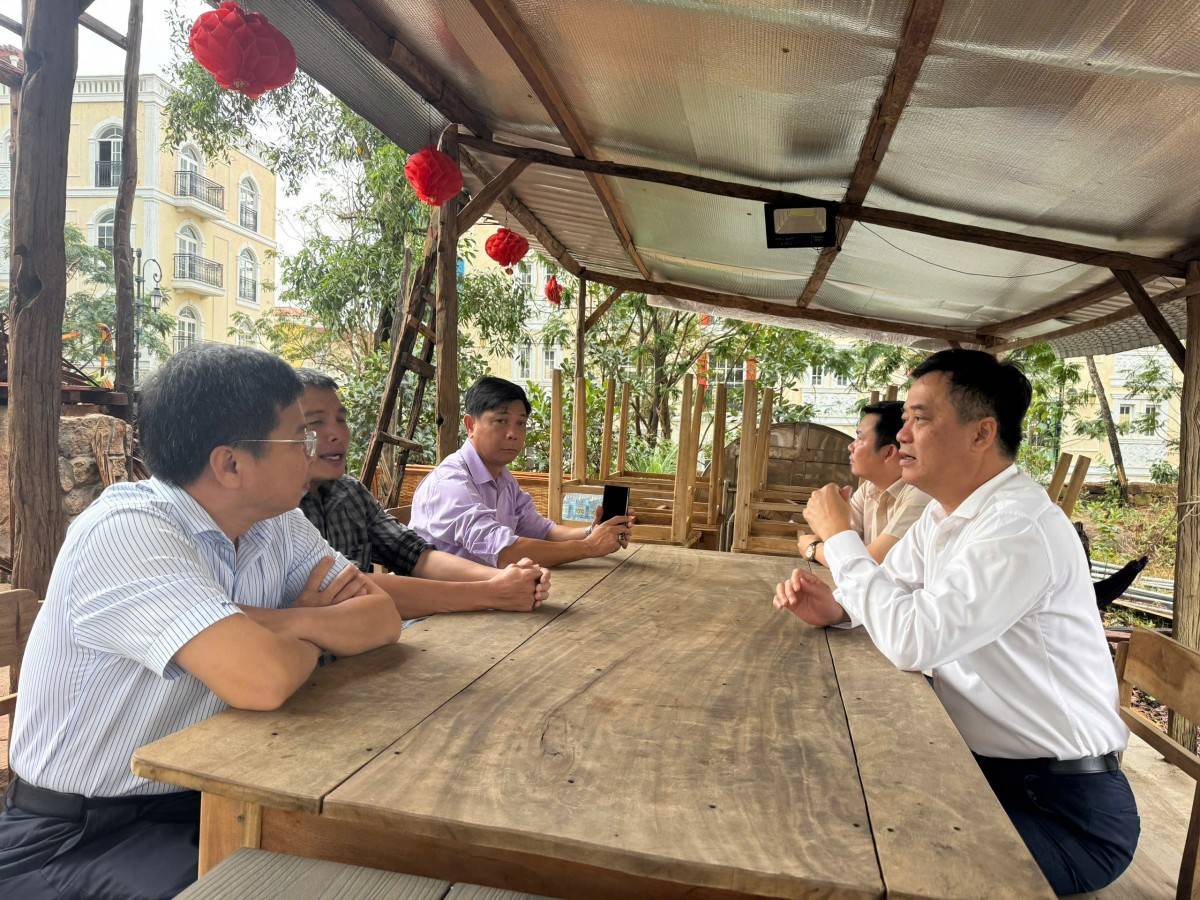 Bí thư Đặc khu Phú Quốc: Tạo điều kiện tốt nhất để người dân giao đất xây dự án APEC