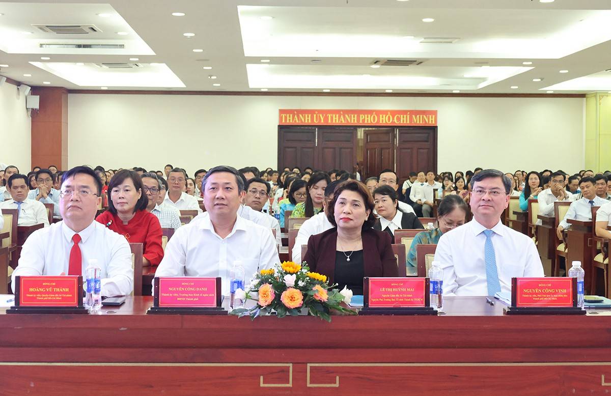 Các đại biểu tham dự Hội nghị