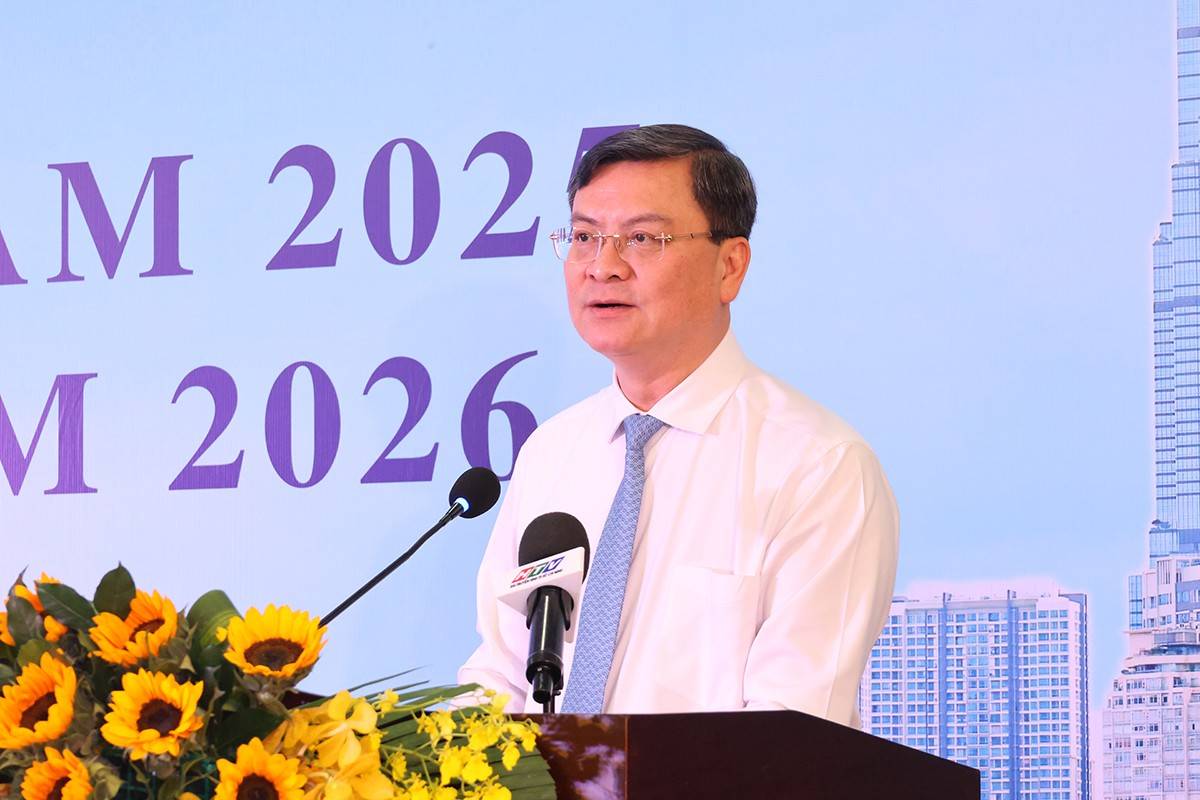 Phó Chủ tịch UBND Thành phố Nguyễn Công Vinh phát biểu chỉ đạo tại hội nghị