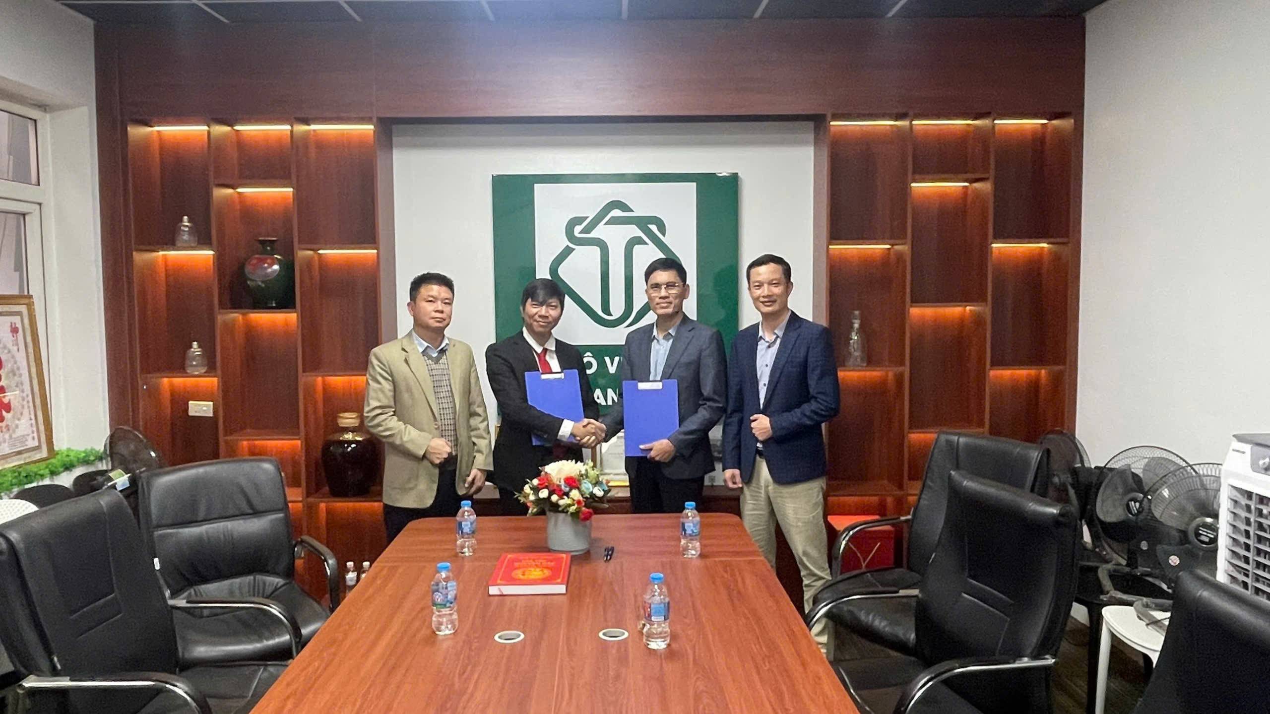 Ký kết hợp tác chuyển đổi số gia phả họ Tô: Mô hình kết hợp công nghệ và cộng đồng doanh nghiệp