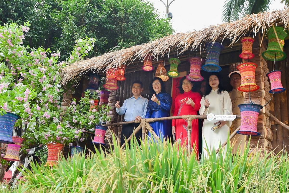 Đường hoa, Xuân Bính Ngọ 2026,Menas,Tân Sơn Nhất, Phường Tân Sơn Hoà 2