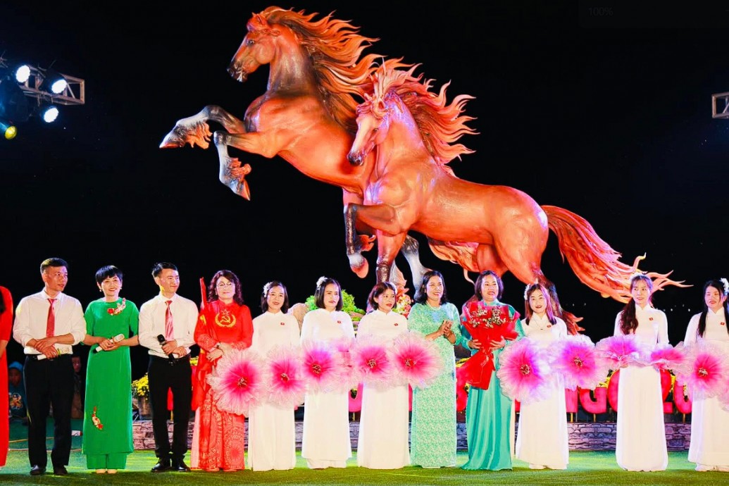 Quảng Trị: Điểm nhấn văn hóa ven sông Thạch Hãn dịp Tết Bính Ngọ