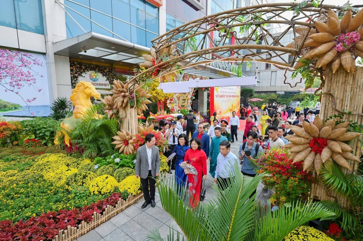 Phường Tân Sơn Hòa – tổ chức chương trình “Tết nghĩa tình – phường hạnh phúc” Xuân Bính Ngọ