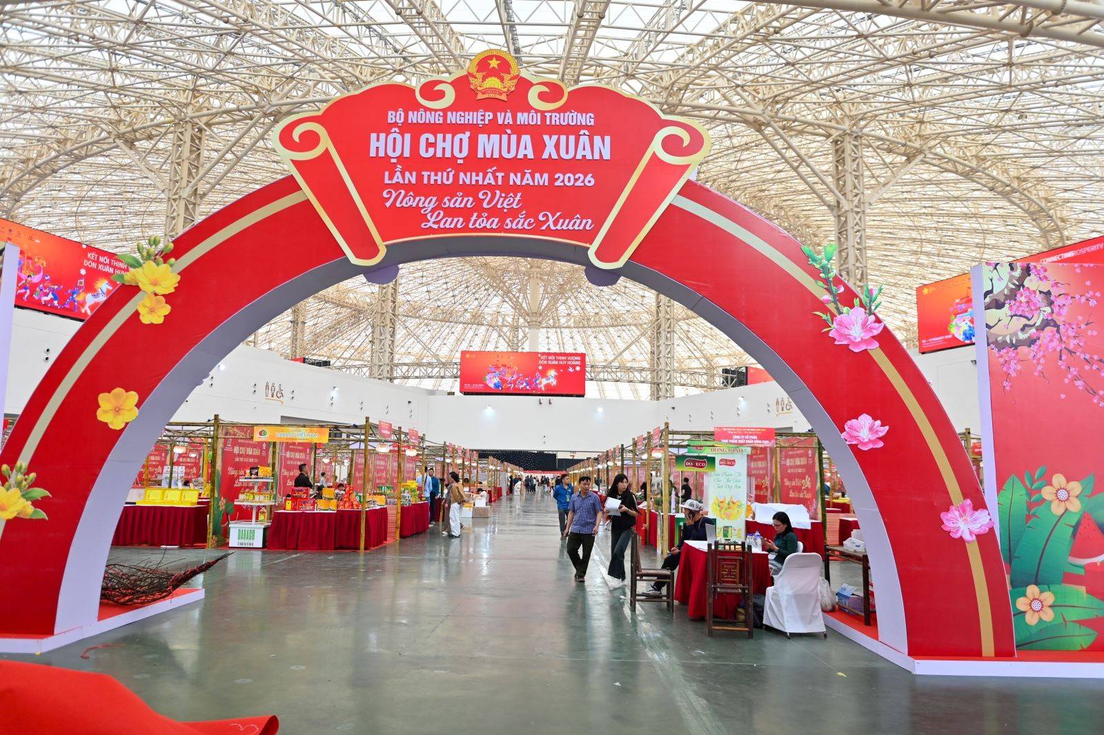 Khai mạc Hội chợ Mùa Xuân 2026: Sôi động không khí mua sắm cận Tết