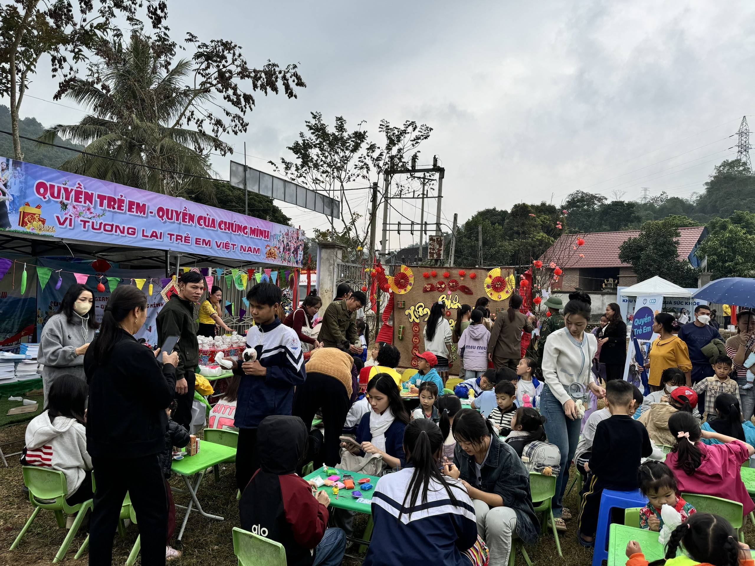 Xuân biên cương ấm áp: Doanh nghiệp chung tay mang Tết đủ đầy cho trẻ em Nghệ An