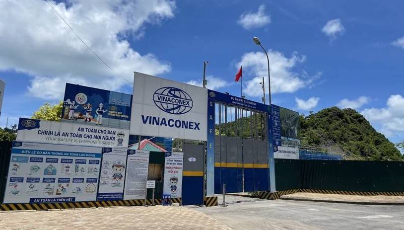 Dấu hỏi về dòng tiền “bất thường” của Vinaconex