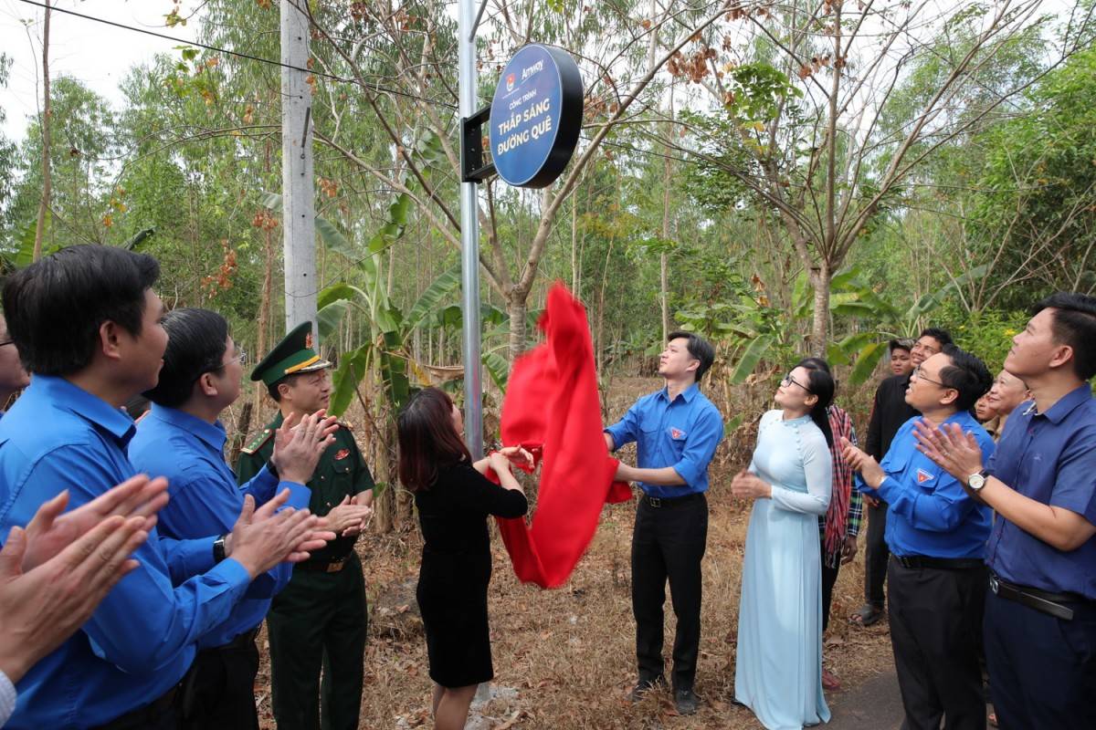 Amway Việt Nam,Lũy tre biên giới,trách nhiệm xã hội doanh nghiệp, Trung ương Đoàn TNCS Hồ Chí Minh,bảo vệ môi trường 1