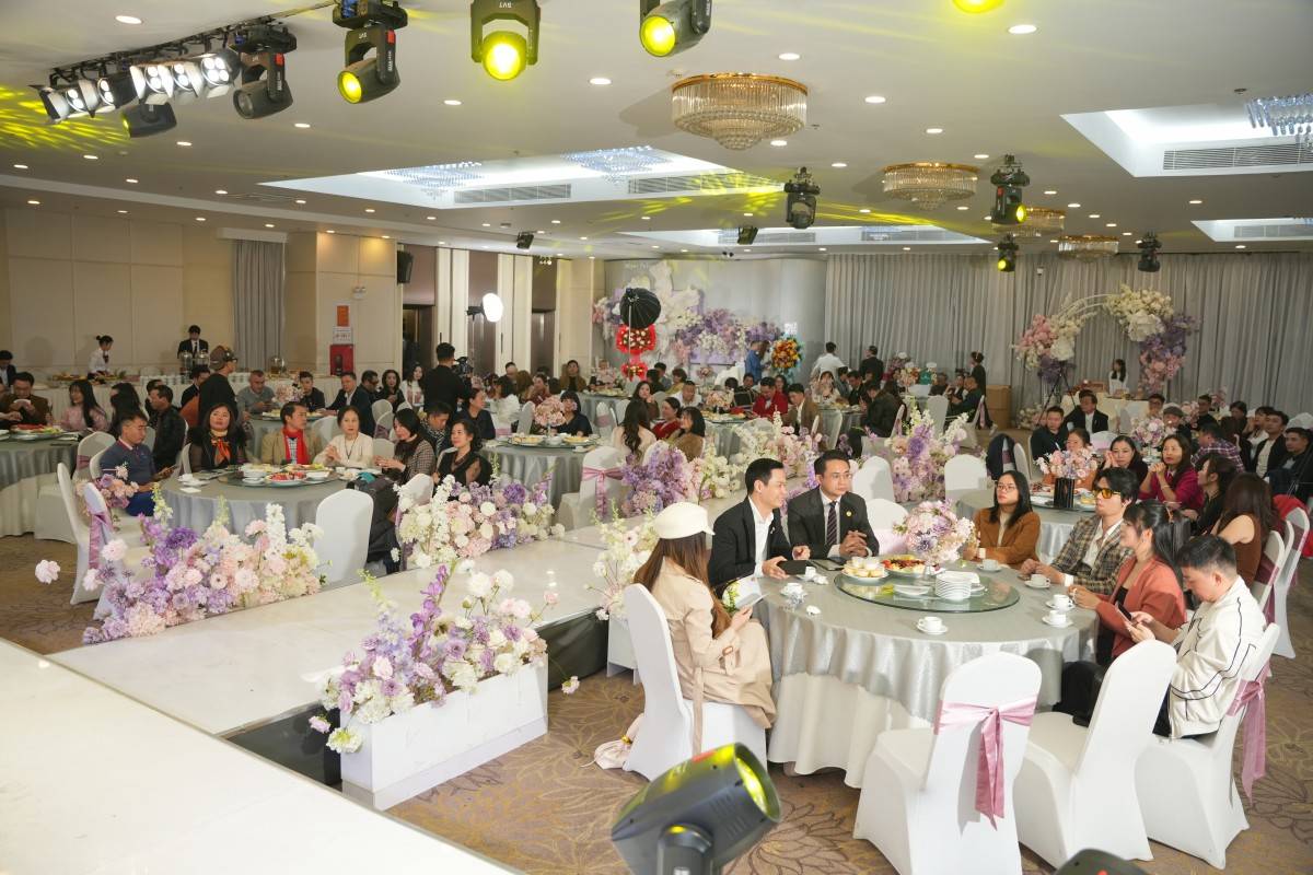 Lotus Land ra mắt cigar, nước hoa trầm: Khơi dậy phong cách sống tinh tế