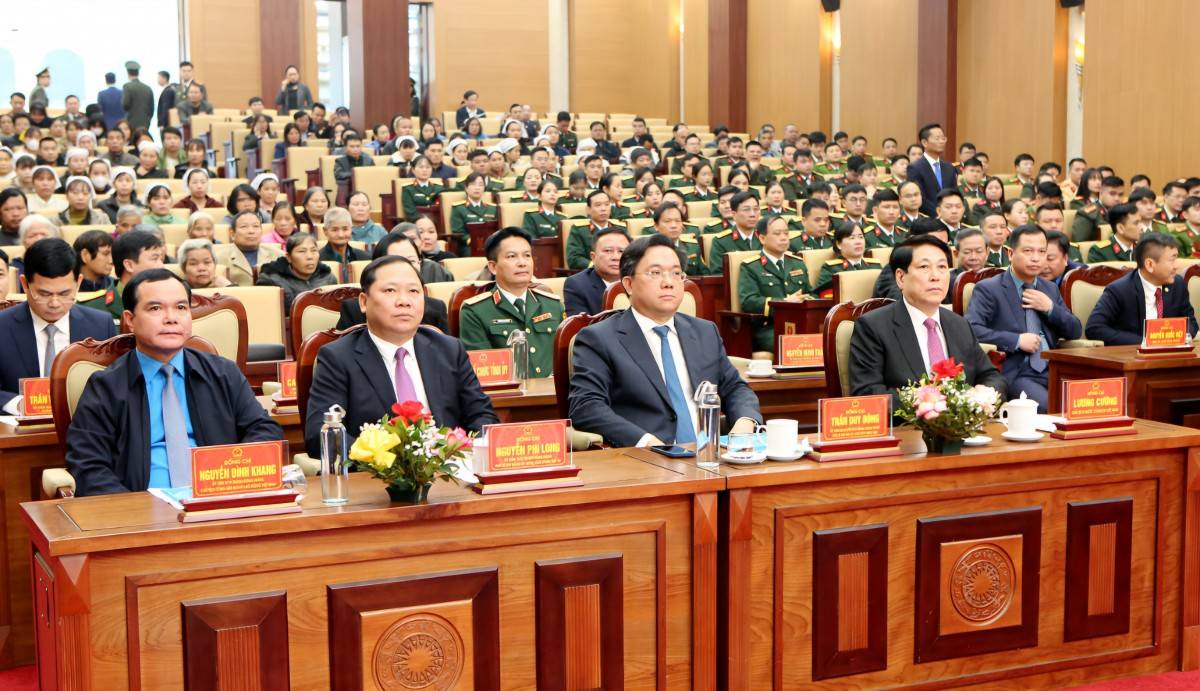 Chủ tịch nước Lương Cường thăm, chúc Tết Nhân dân tỉnh Phú Thọ