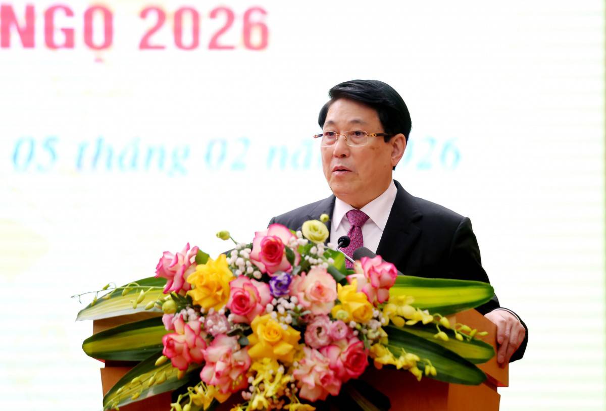 Chủ tịch nước Lương Cường thăm, chúc Tết Nhân dân tỉnh Phú Thọ