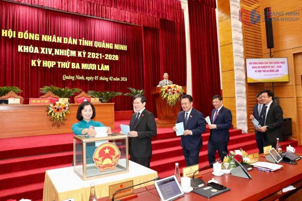 Quảng Ninh thông qua 9 nghị quyết quan trọng, tạo động lực bứt phá tăng trưởng năm 2026
