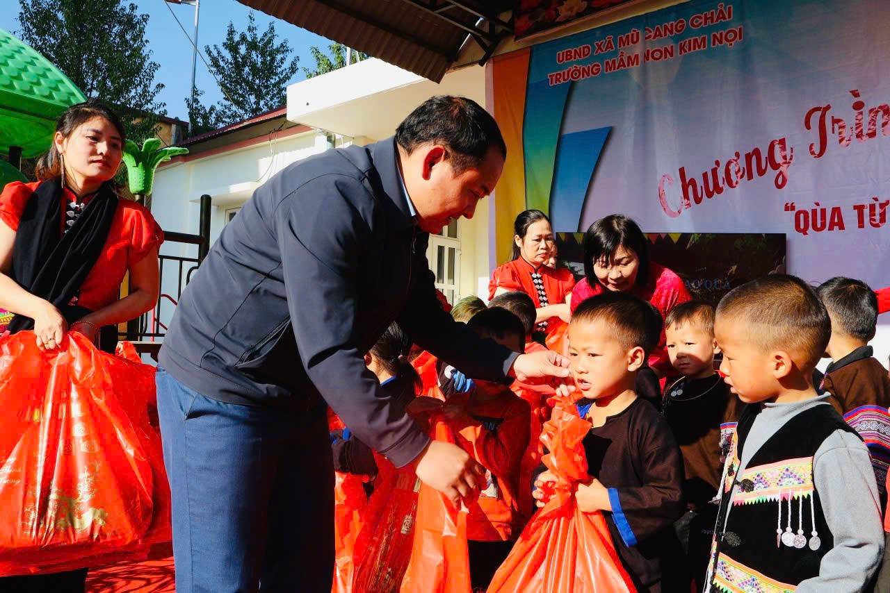 Giàng A Tạng - Ủy viên BTV, Phó Chủ tịch UBND xã