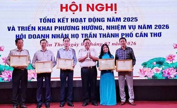 Họ Trần ở Cần Thơ: Từ gốc gia đình đến trách nhiệm doanh nhân