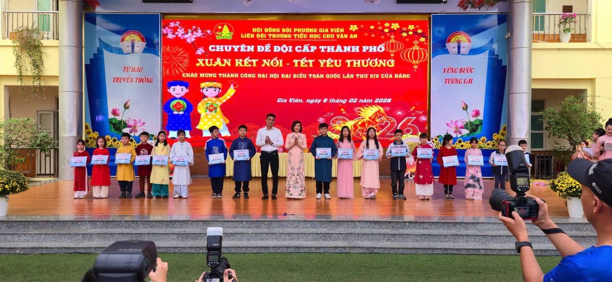 Lan tỏa yêu thương trong chương trình “Xuân kết nối – Tết yêu thương” tại Trường Tiểu học Chu Văn An