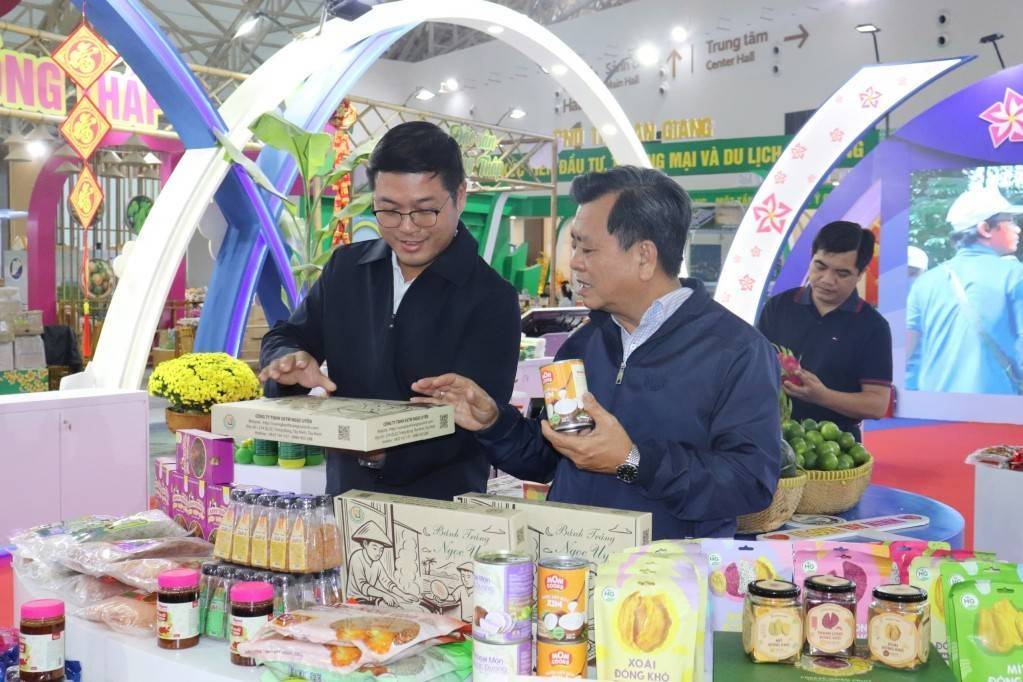 Doanh nghiệp “săn” doanh thu, nuôi tham vọng mở thị trường dài hạn