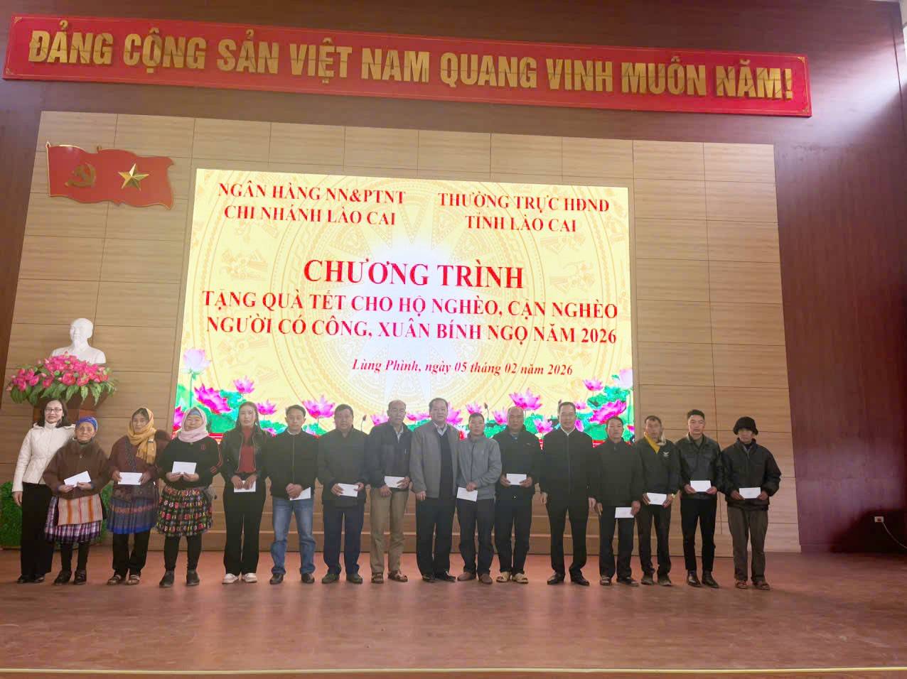 Lào Cai: Bồi đắp tinh thần sẻ chia, chăm lo an sinh xã hội nhân dịp Tết Nguyên đán
