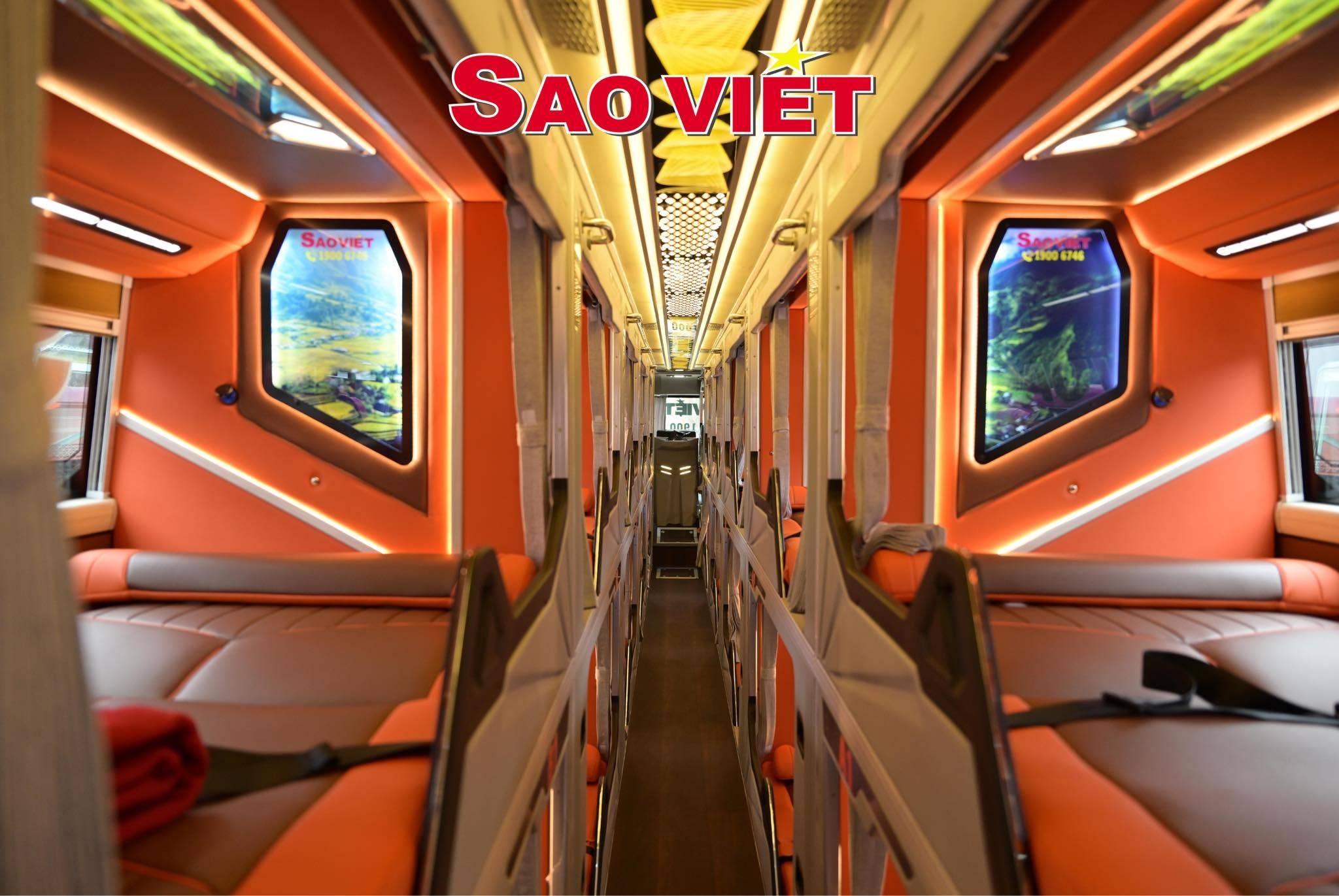 Sao Việt Travel đón lô 10 xe hồng Melody, mang sắc màu cảm xúc lên những hành trình đầu năm