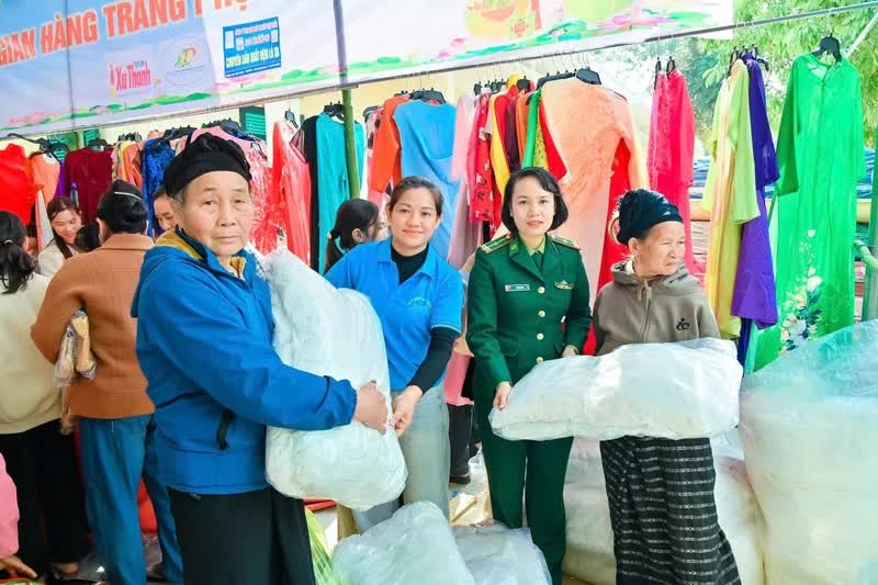 Thanh Hóa: Chung tay chăm lo tết cho hộ nghèo, gia đình chính sách khó khăn