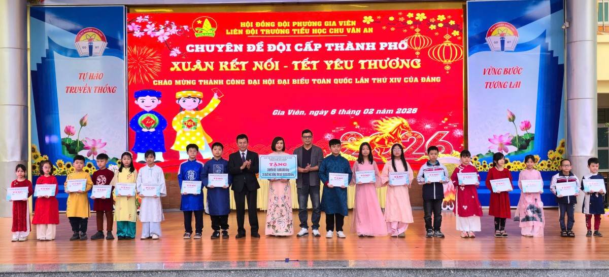 Lan tỏa yêu thương trong chương trình “Xuân kết nối – Tết yêu thương” tại Trường Tiểu học Chu Văn An