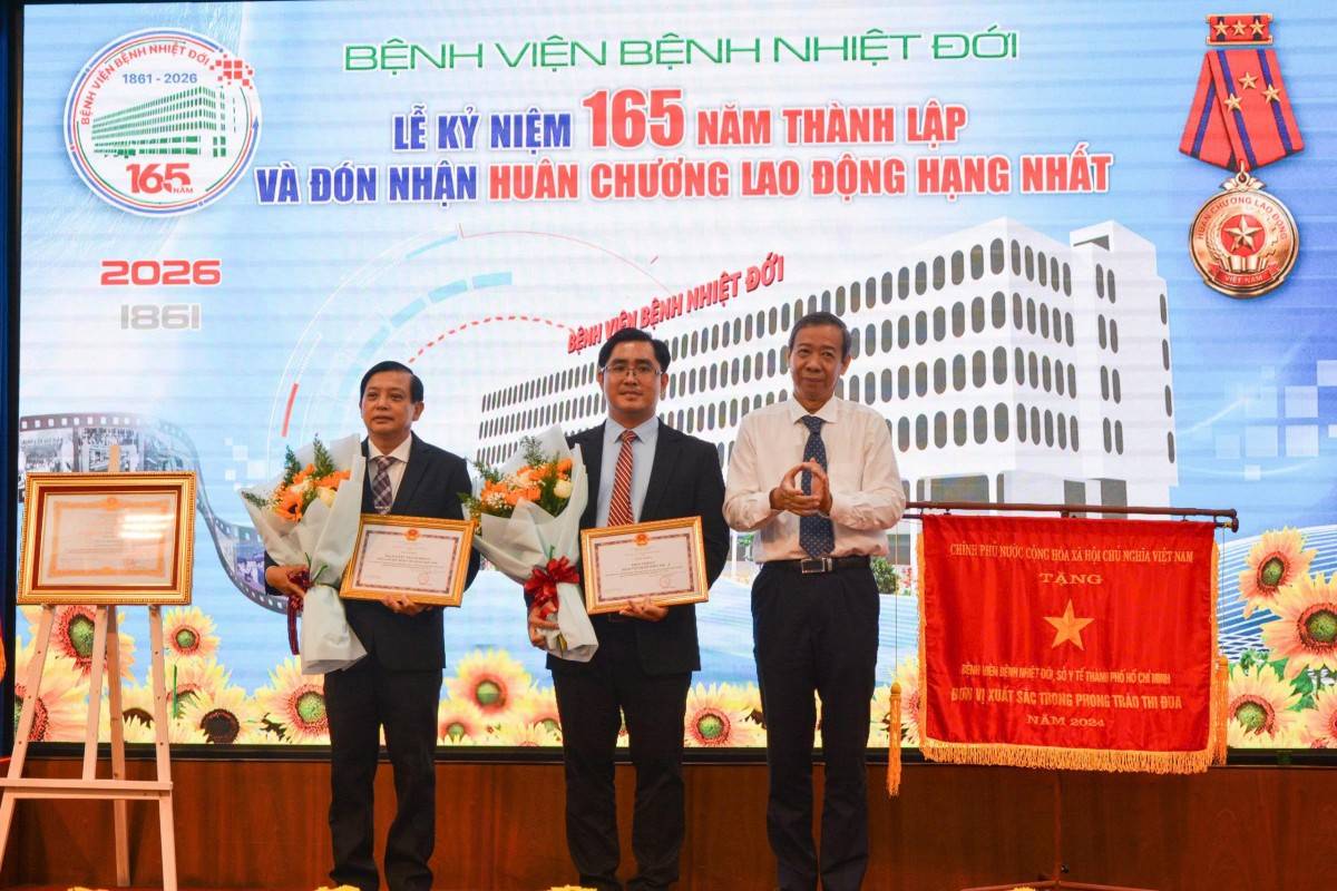 Giấy khen của Sở Y tế.