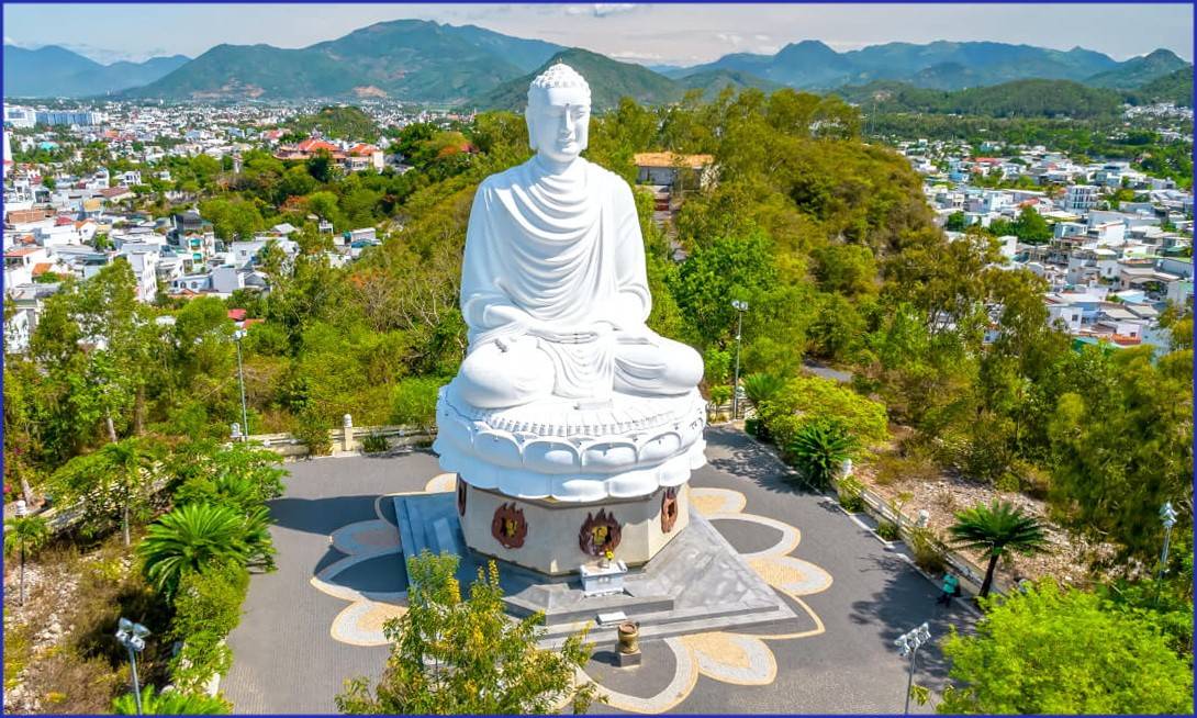 Khánh Hòa đón chuyến tàu biển quốc tế thứ 11 với hơn 19.159 du khách cập cảng Cam Ranh