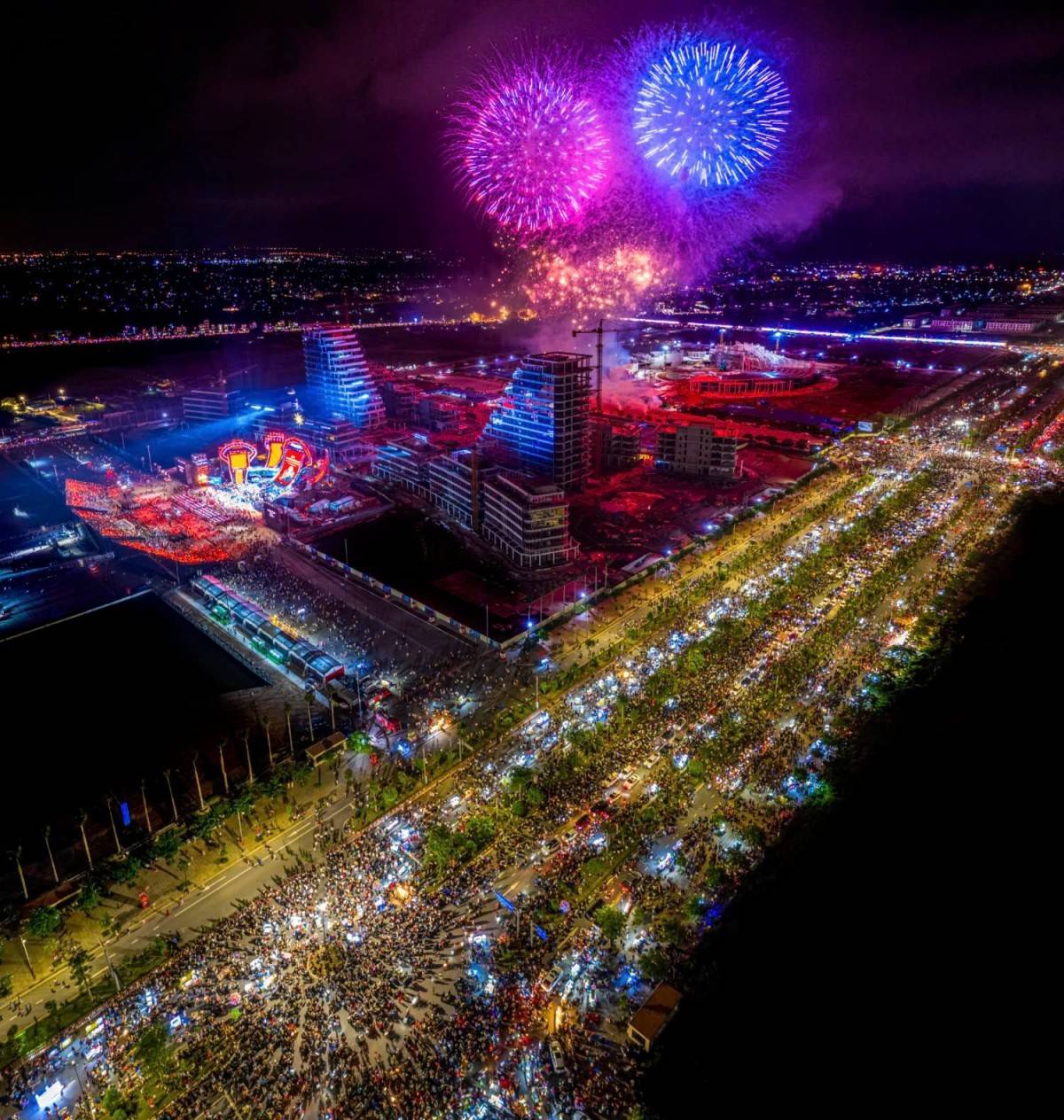 Hình ảnh rực rỡ tại Trung tâm Chính trị - Hành chính Bắc Sông Cấm trong năm 2025 vừa qua