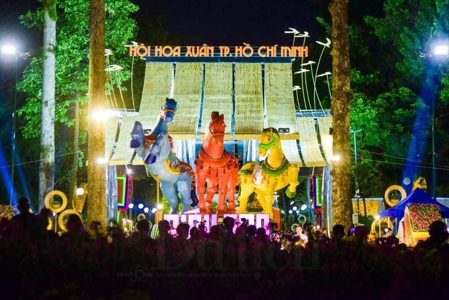 Khai mạc Hội hoa xuân TP.Hồ Chí Minh: Lan tỏa giá trị truyền thống khơi dậy khát vọng phát triển