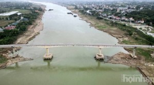 Thủ tướng chỉ đạo làm mới cầu sông Lô trước Tết 2027