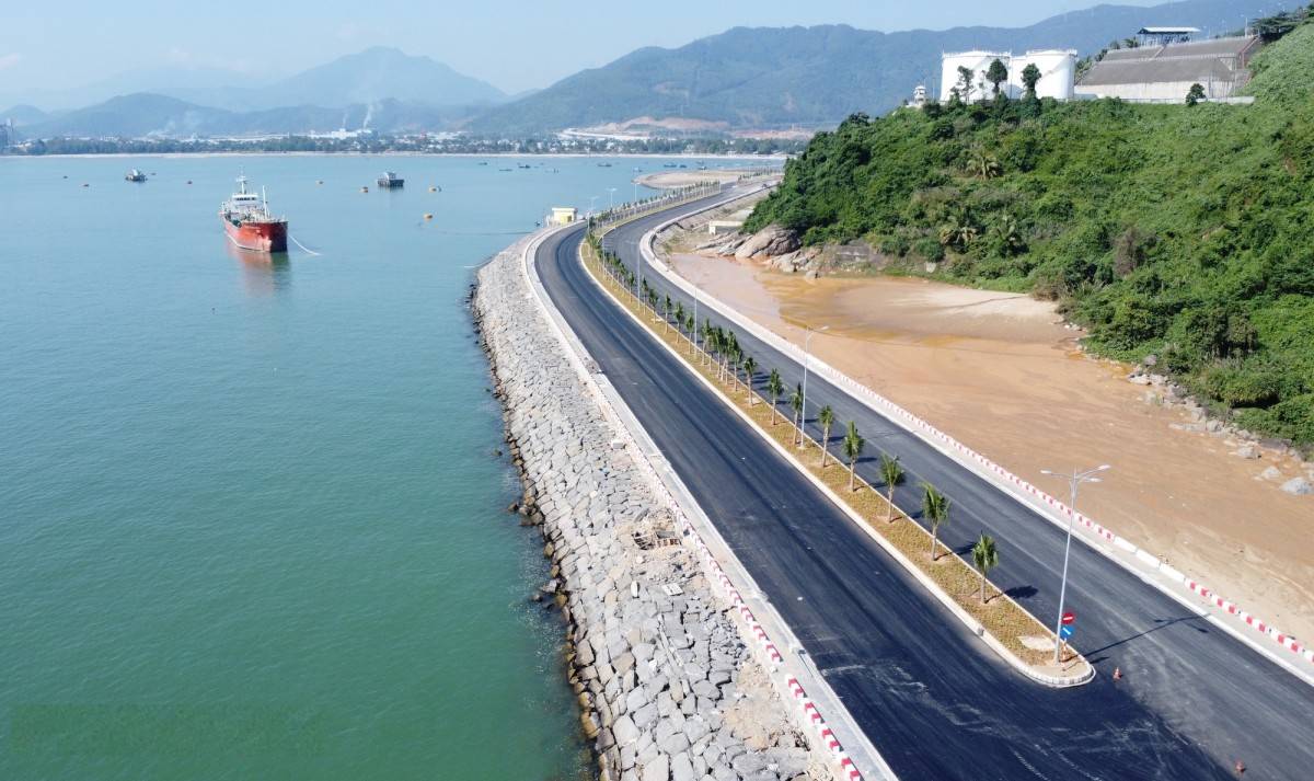 Cảng Liên Chiểu dần lộ diện sau hơn 3 năm thi công