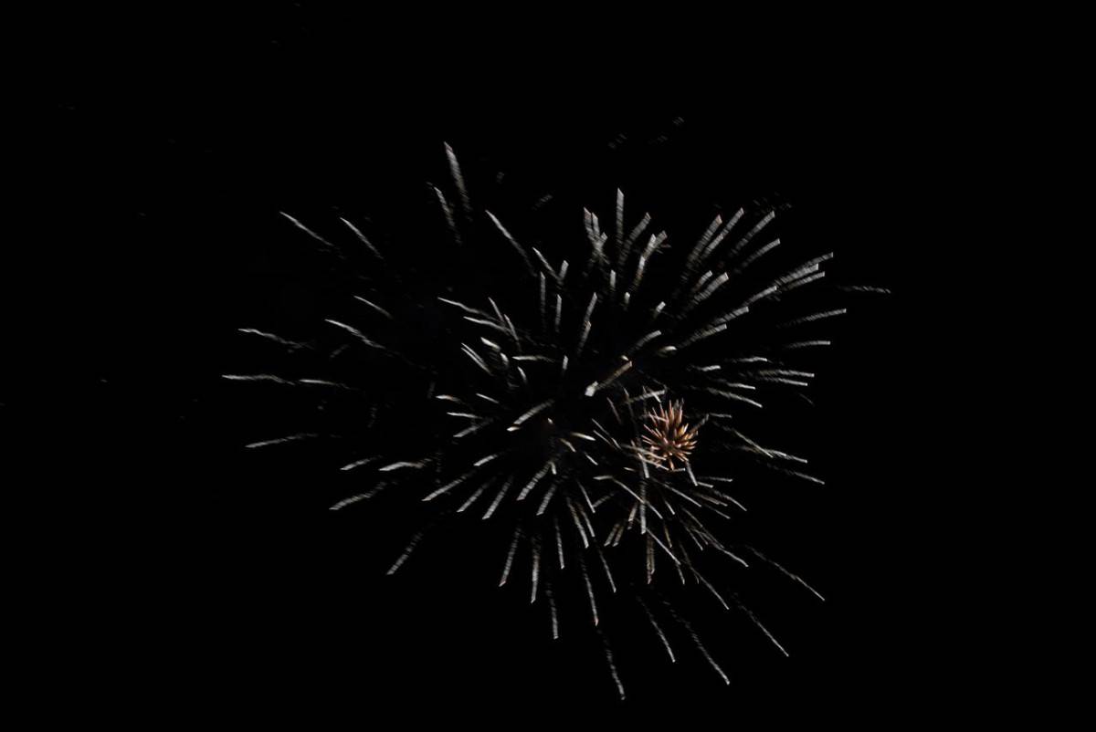 Lâm Đồng: Xã Đồng Kho rực rỡ pháo hoa thời khắc Giao thừa