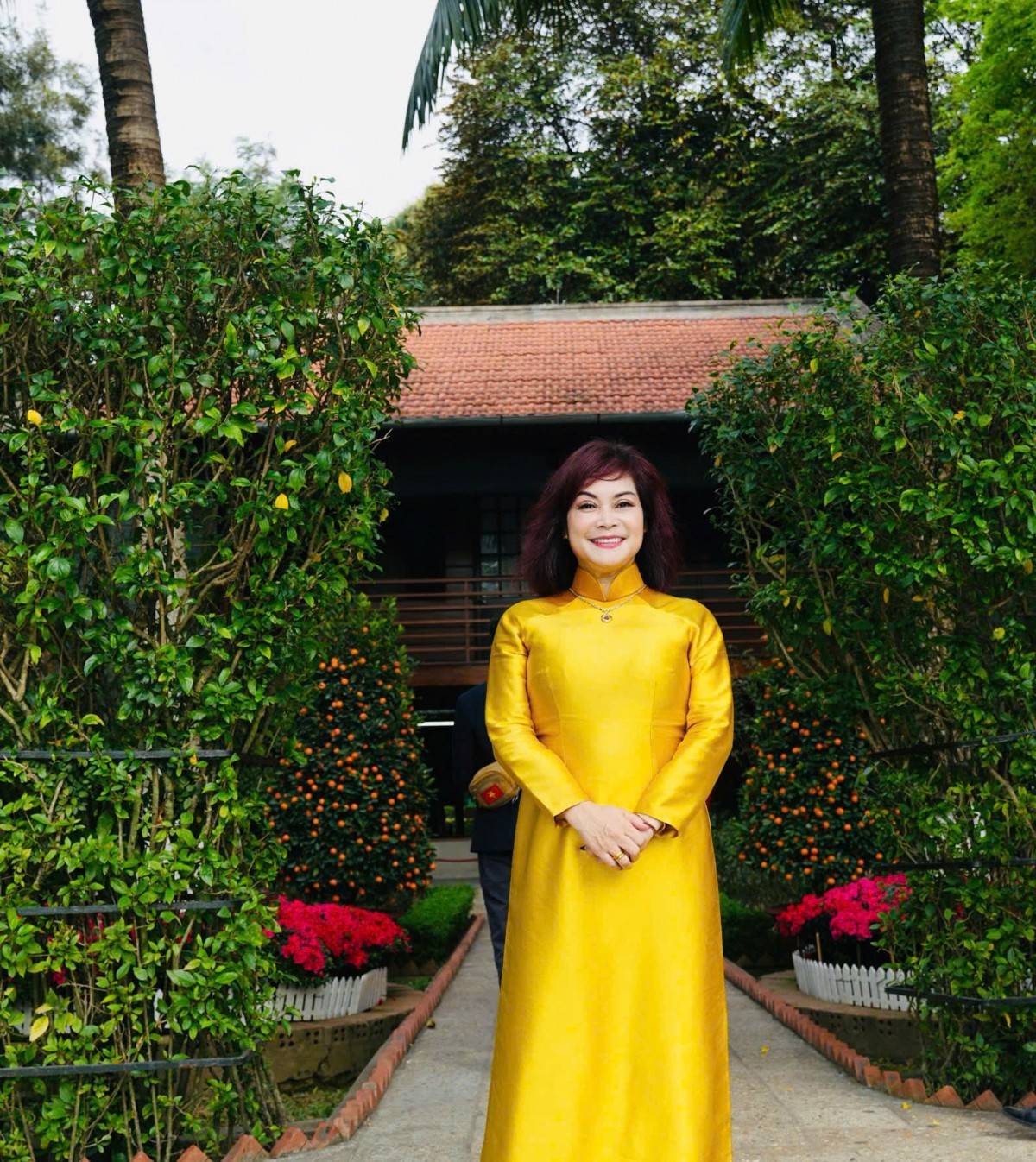 Bà Lương Thị Kim Xuân, Chủ tịch Hội đồng quản lý Viện nghiên cứu phát triển Doanh nhân Việt Nam - Asean, Chủ tịch sáng lập Hội nữ Doanh nhân Việt Nam - Asean phát biểu tại buổi lễ dâng hương.