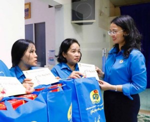 Mùa Xuân và những người không nghỉ